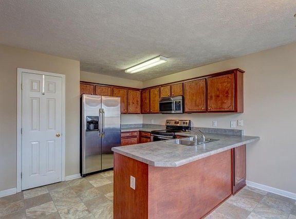 4th image of 602 Glen Valley Trl