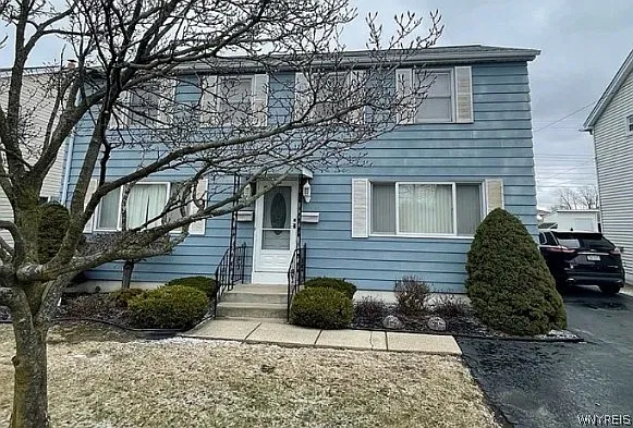 61 Patricia Ln