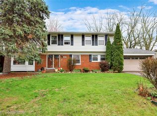 36762 Harwick Ct, Clinton Township, MI 48035