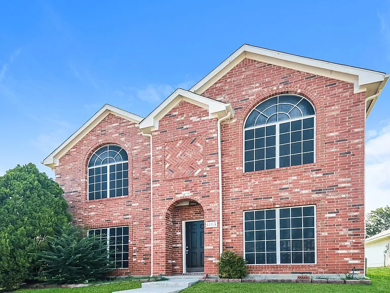 4108 Creekmeadow Dr — Photo 2