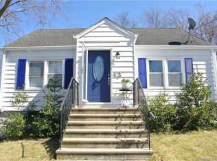 43 Pompano Ave, Branford, CT 06405