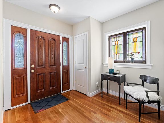 3rd image of 5182 Goethe Ave