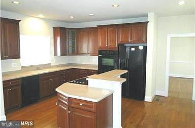 5th image of 4805 Grand Masters Way