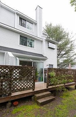 4th image of 171 Tall Oaks Dr Unit F