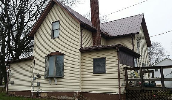 2nd image of 124 S William St