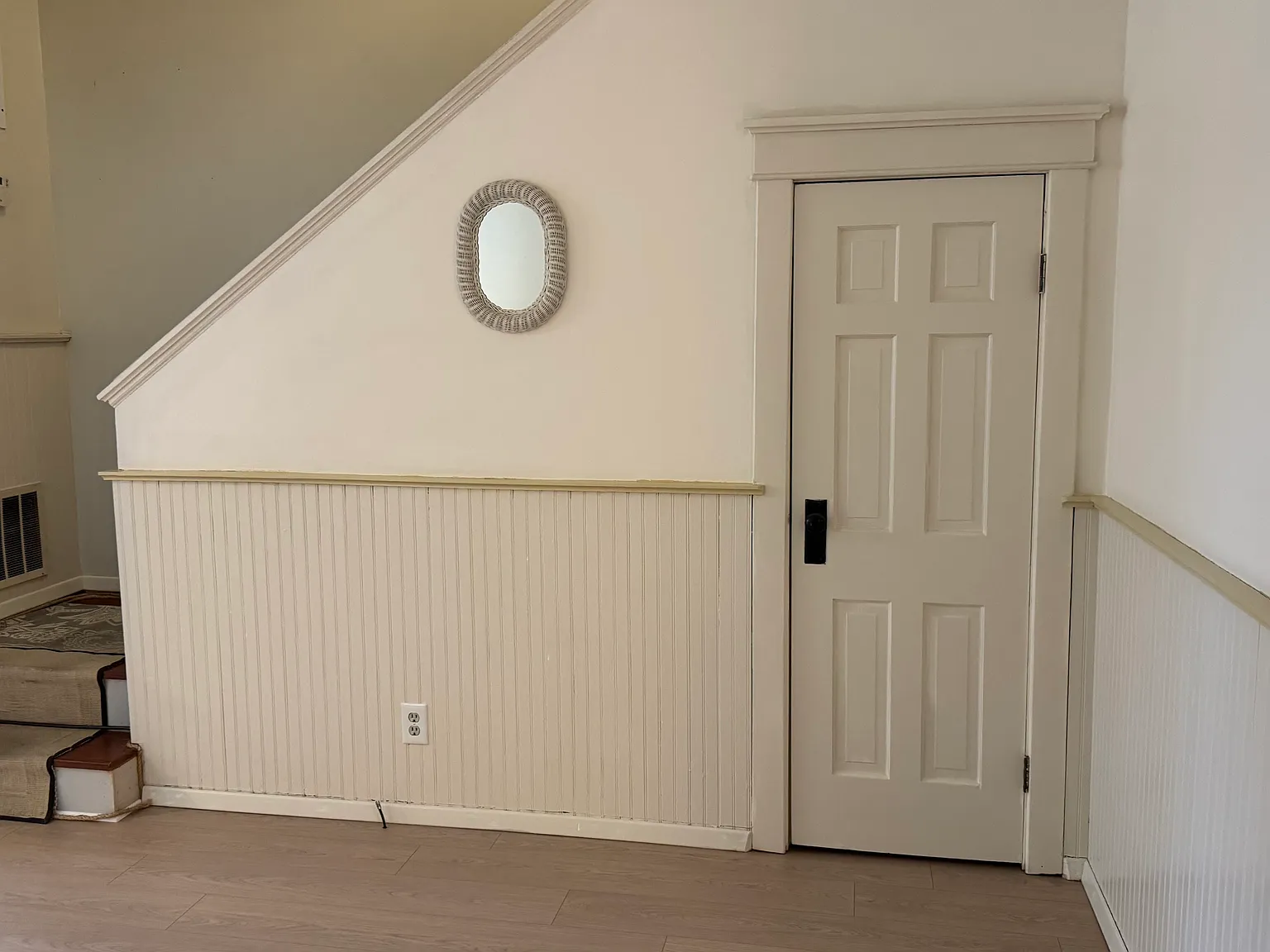 2 bed, 750 sqft, $1,200 — Photo 4