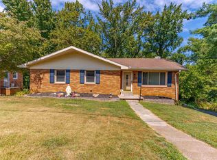 630 Bartlett Dr, Newburgh, IN 47630