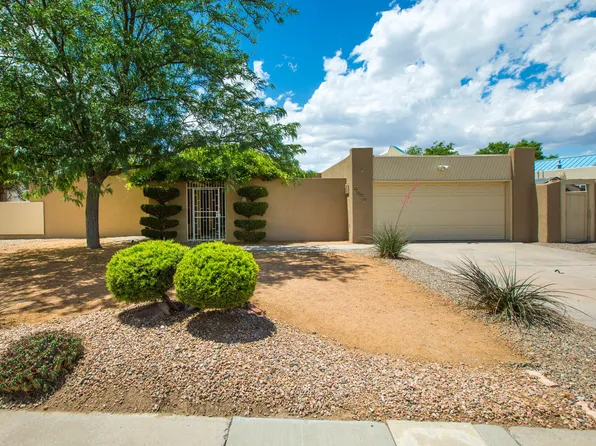 5809 Torreon Dr NE, Albuquerque, NM 87109