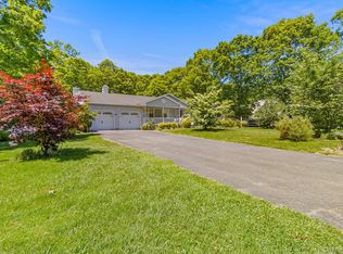 166 Richmond Avenue, Medford, NY 11763