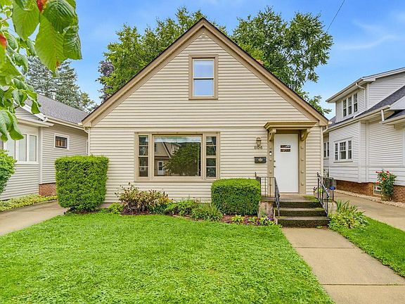 2nd image of 804 Cleveland AVENUE
