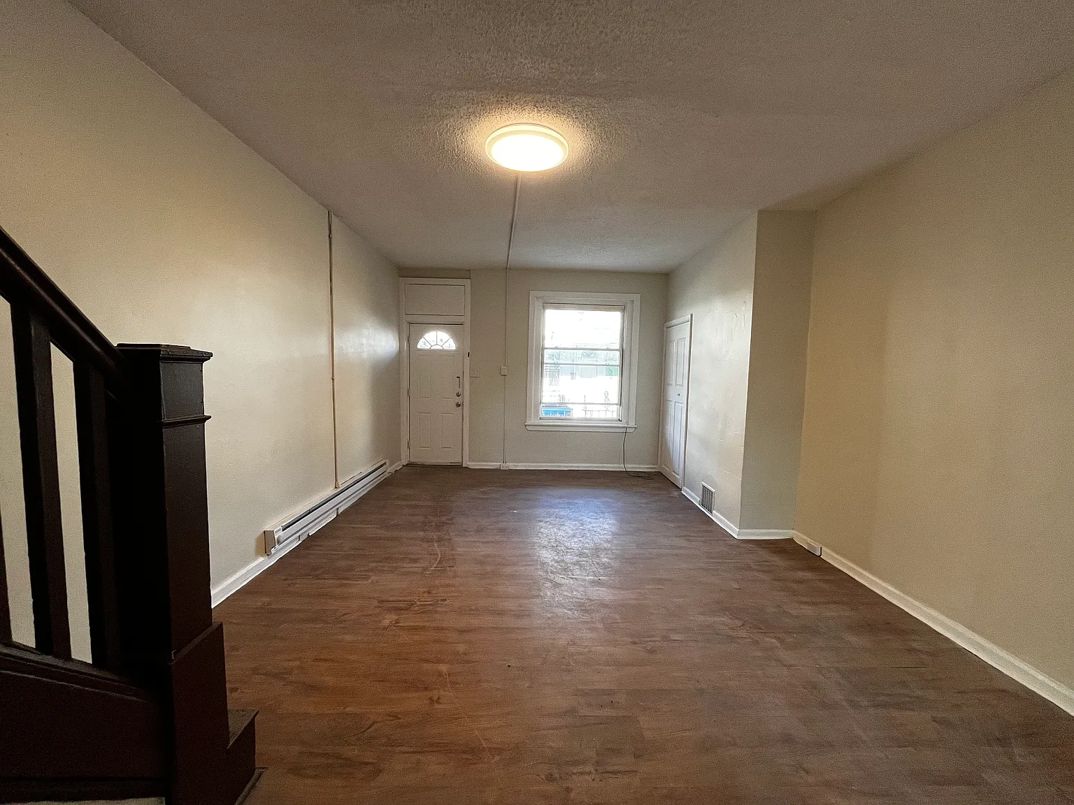 3 bed, 956 sqft, $1,450 — Photo 4