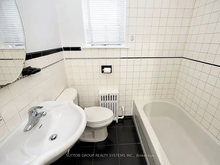 324 Lauder Ave — Photo 4