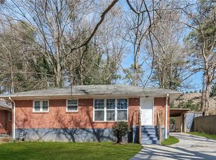 995 Pegg Rd, East Pt, GA 30344