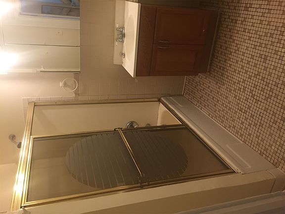 5th image of 190 Archer Ave #3