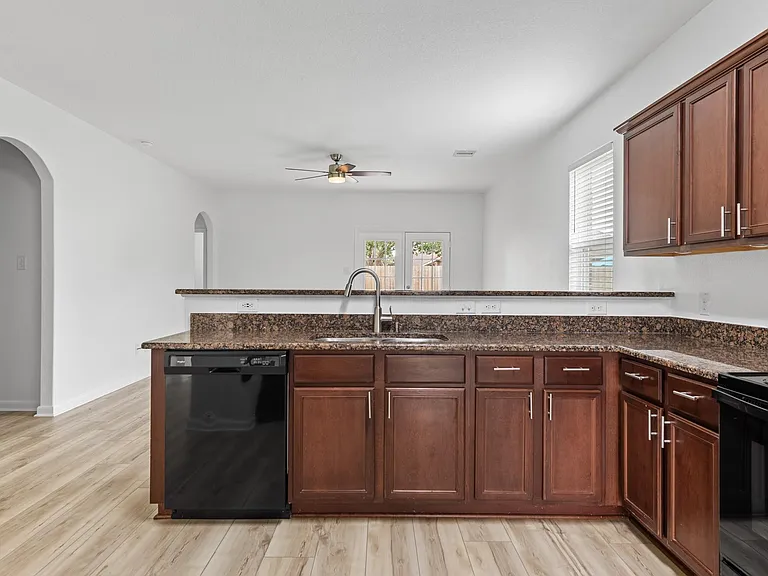 12059 Powderhorn Ln — Photo 6