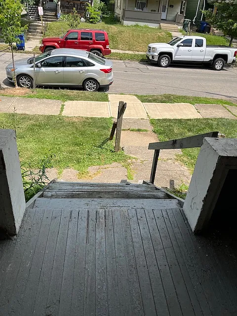 3 bed, $1,450 — Photo 2