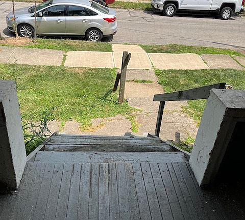 2nd image of 393 E Maynard Ave