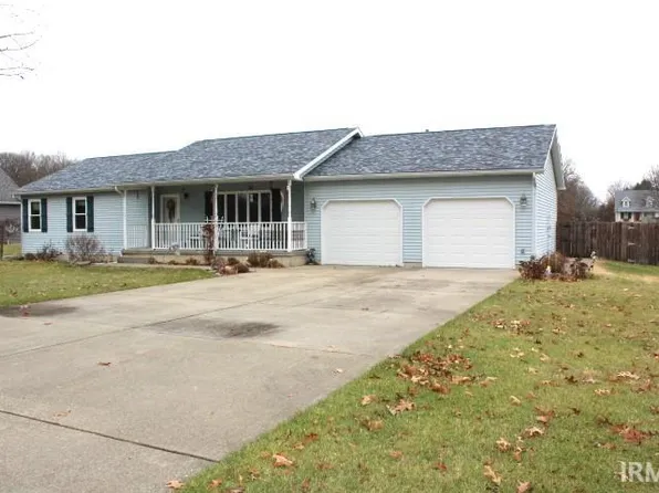 628 S 500th St E, Knox, IN 46534