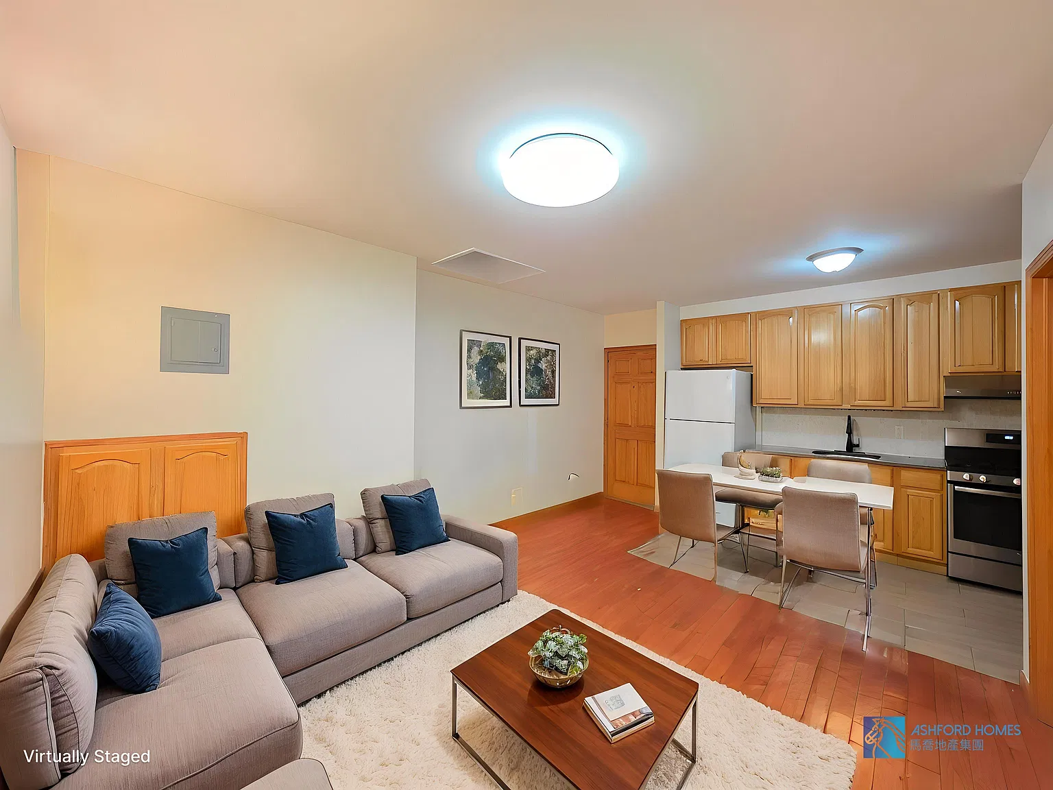 3 bed, 700 sqft, $2,800 — Photo 2