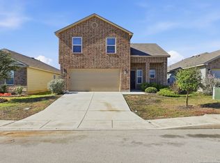 9425 Apple Ridge Ln, San Antonio, TX 78239