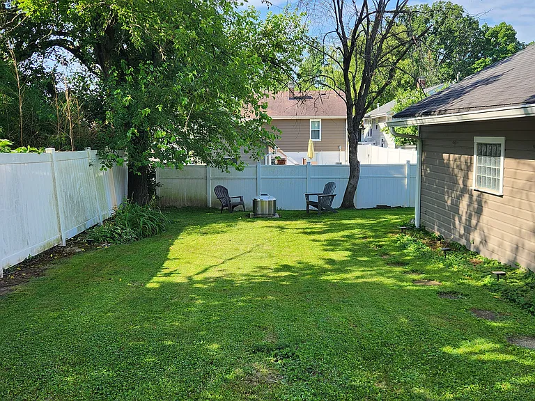 4411 Redmont Ave — Photo 14