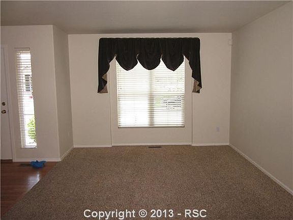 3rd image of 8089 Radcliff Dr