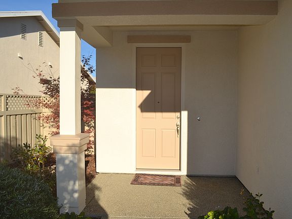 3rd image of 2298 Swainson Ln