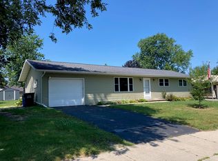 848 Hamilton St, Portage, WI 53901