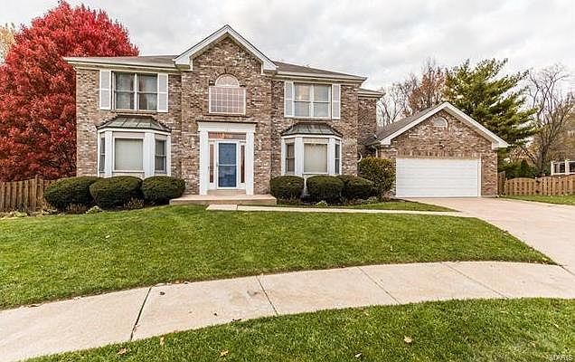1st image of 121 Rosebrook Dr