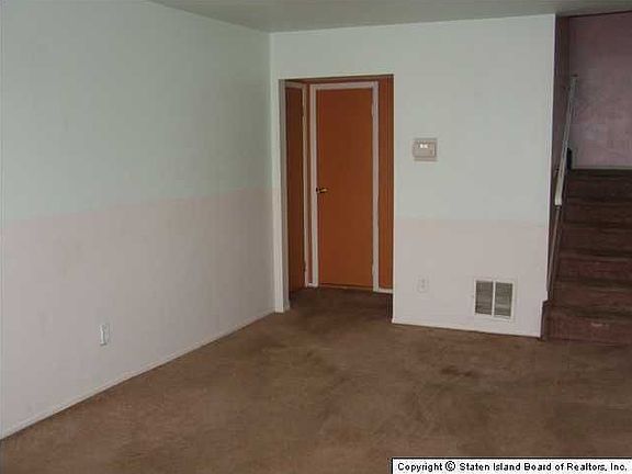 5th image of 40 Thelma Ct