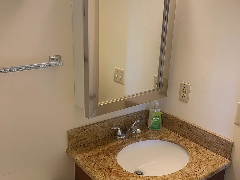 4230 8th Ave NE #303 — Photo 7