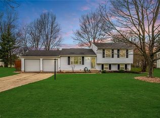 4892 Windfall Rd, Medina, OH 44256
