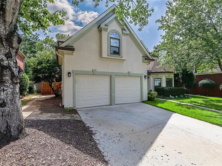 1167 Druid Walk — Photo 40
