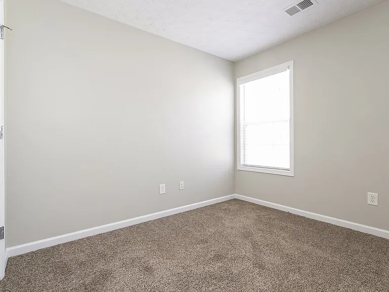 206 Providence Rd — Photo 7