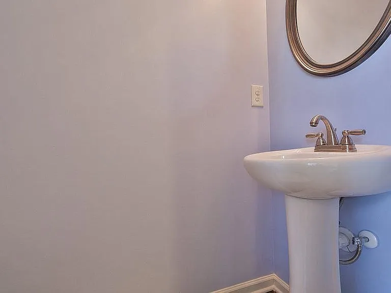 891 Sonoma Dr — Photo 8