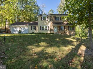 60 Henderson Ln, Downingtown, PA 19335
