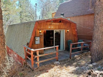 813 Cedar Ln, Sugarloaf, CA, 92386