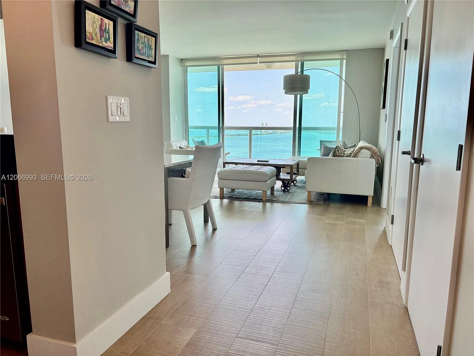 1800 Club Condo — Photo 4
