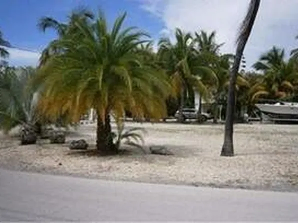 41 South Dr, Key Largo, FL 33037