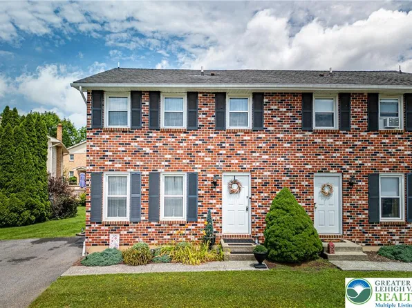 7 Rosemont Ct, Palmer Twp, PA 18045