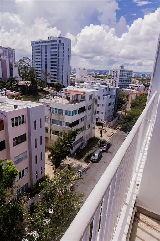 2 bed, 1.0 bath, 586 sqft, $1,200 — Photo 4