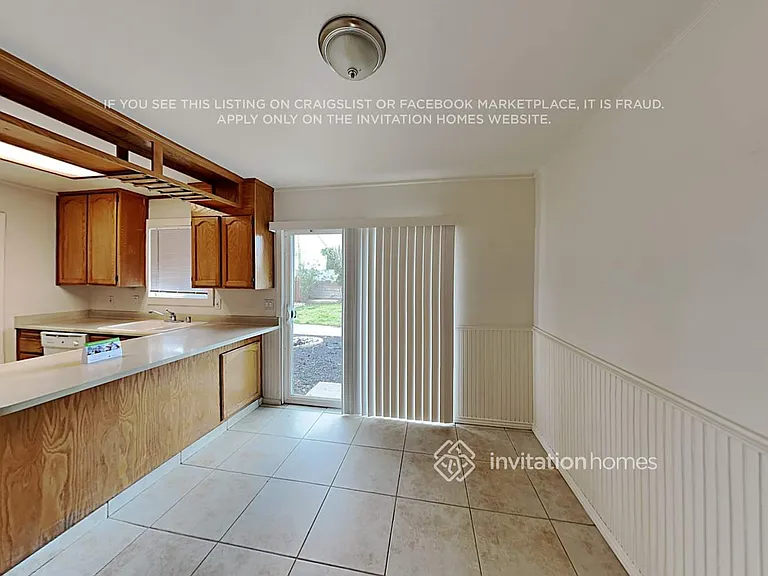 10813 Oakton Way — Photo 6