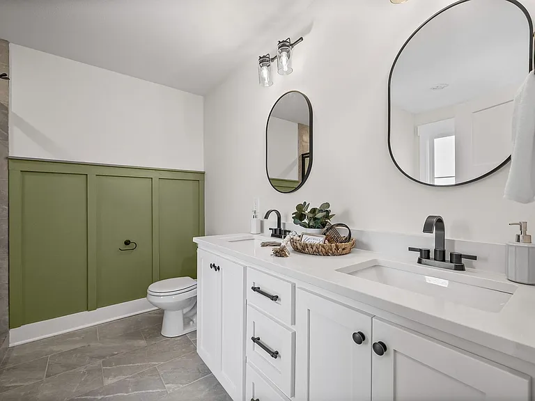 361 Frontier Dr — Photo 13