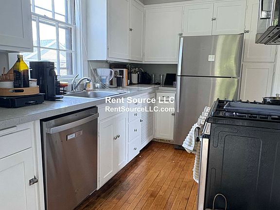 5th image of 1619 Centre St #Top