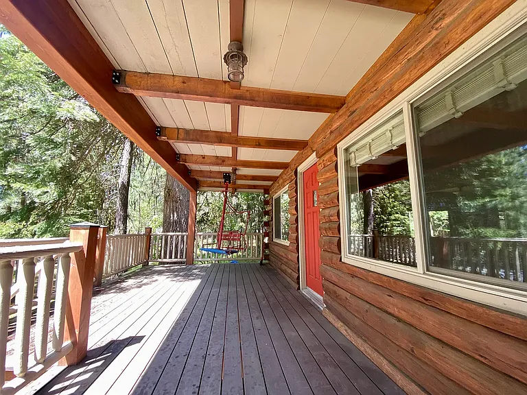 207 Mather Rd — Photo 2