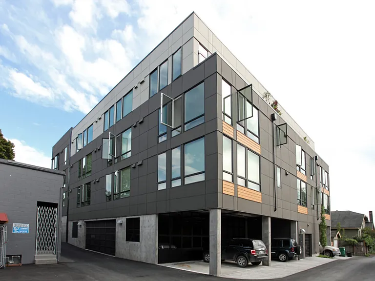 Wally Apartments in Wallingford — Photo 4