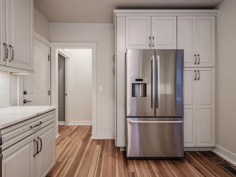 813 Brighton Ave #1 — Photo 21