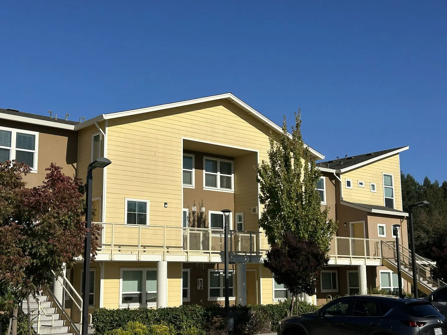 435-445 Southwest Blvd. — Photo 1