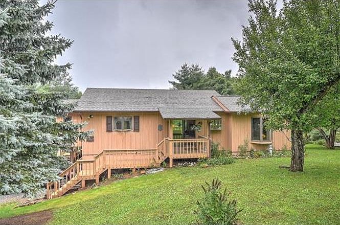 1st image of 106 Orchard Ln