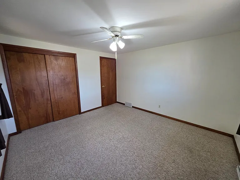 1798 Chateau Dr — Photo 12
